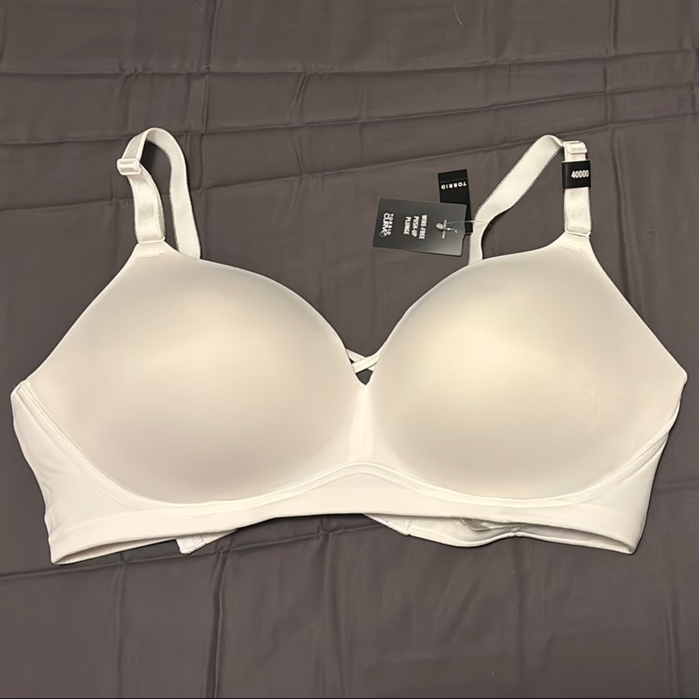 Torrid 40DDD NWT White Bra
